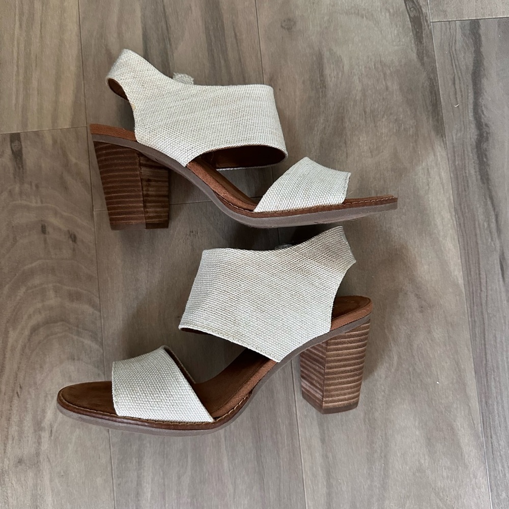 TOMS Cream Linen Open-Toe Wedge Sandals
